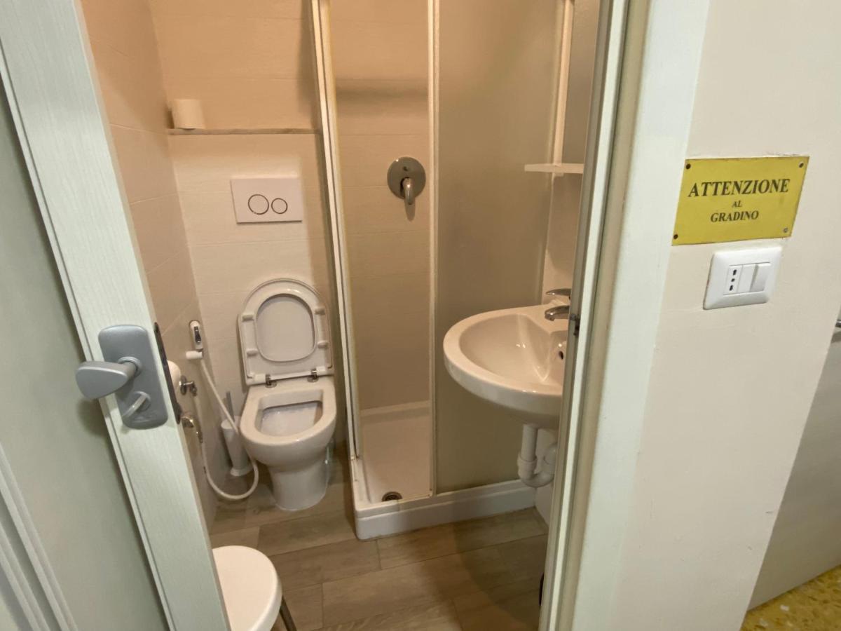 Hotel La Pergola Лоано Экстерьер фото